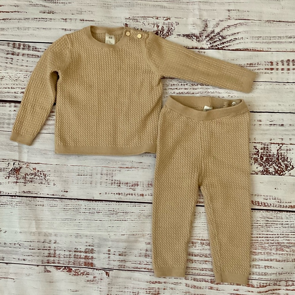 H&M Baby Matching Set. Size 18 Months